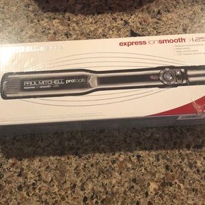 Paul Mitchell hair straightener